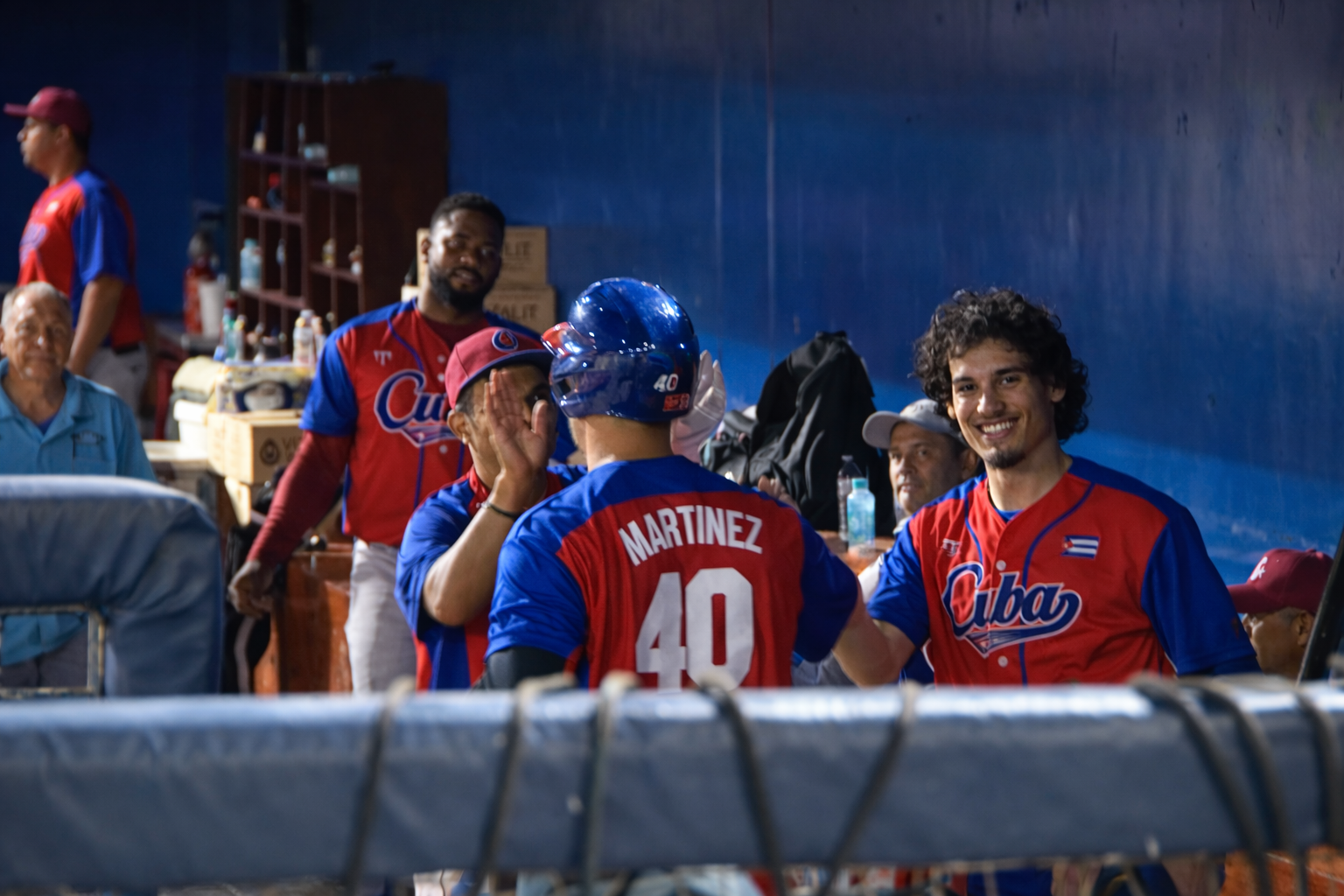 Ariel Martínez jonroneó por segunda vez por Cuba en la serie. (Foto: Canal 13 Nicaragua)