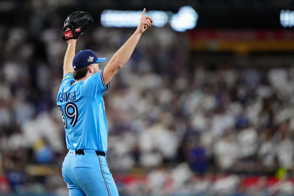 MLB 2025 - Serie Mundial | Trey Yesavage ponchó a 12 y puso a los Blue Jays al borde de obtener el título con una victoria de 6-1 en el Juego 5
